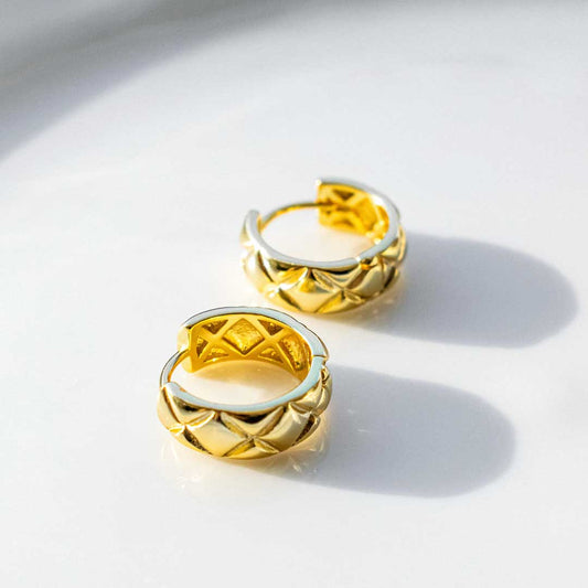 Серьги-пусеты в виде сердец из серебра