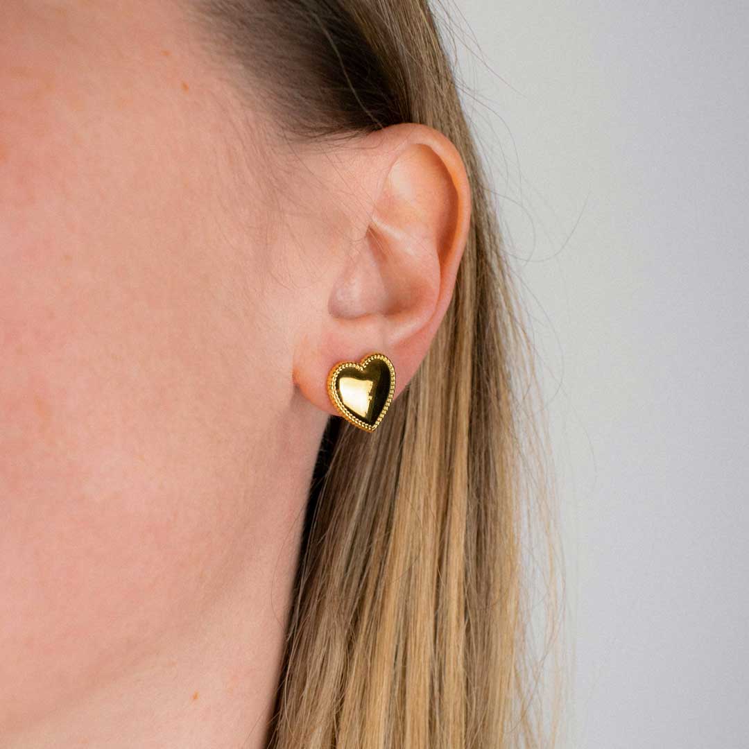 Cерьги-пуссеты в форме сердца Vintage