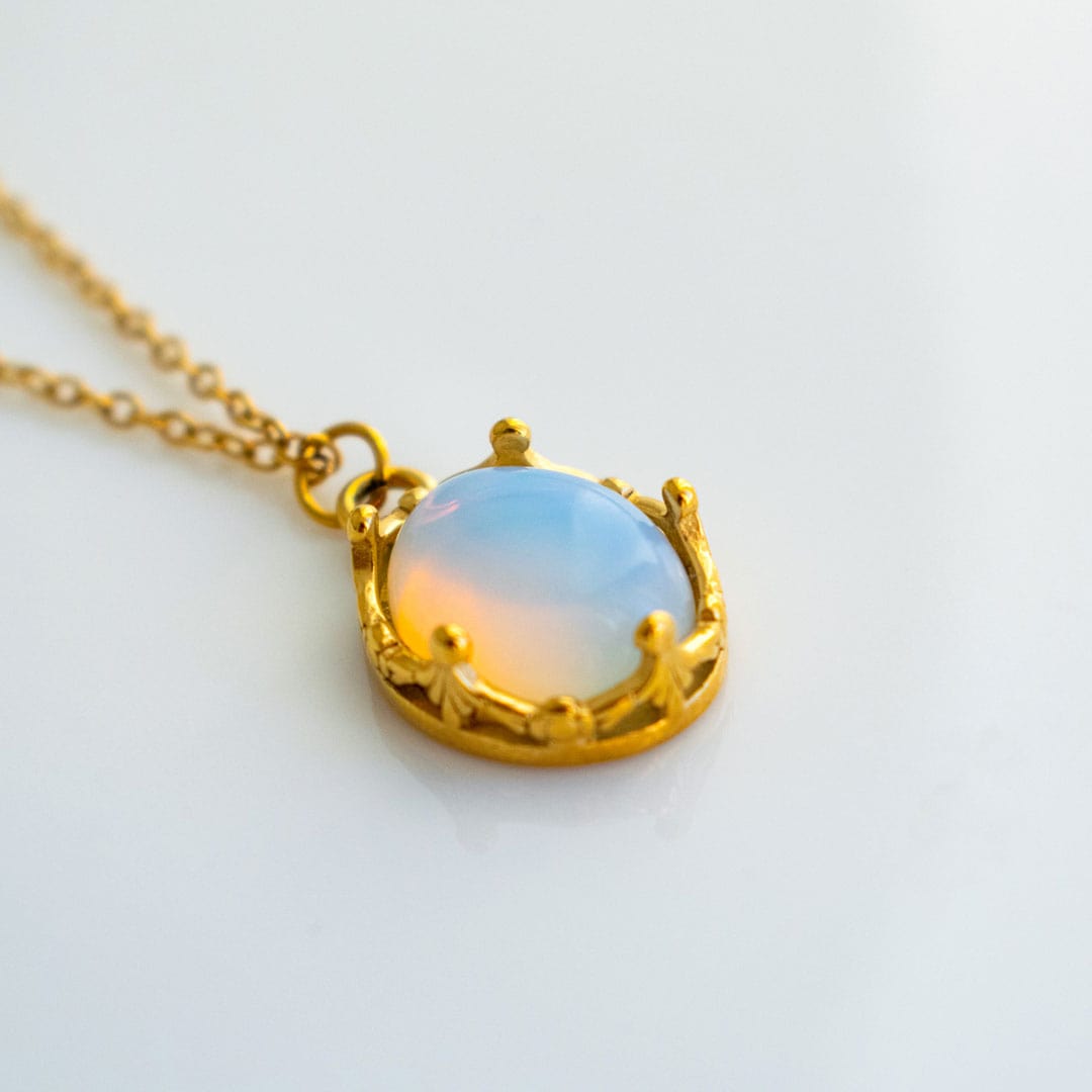 Iridescent Glow Necklace