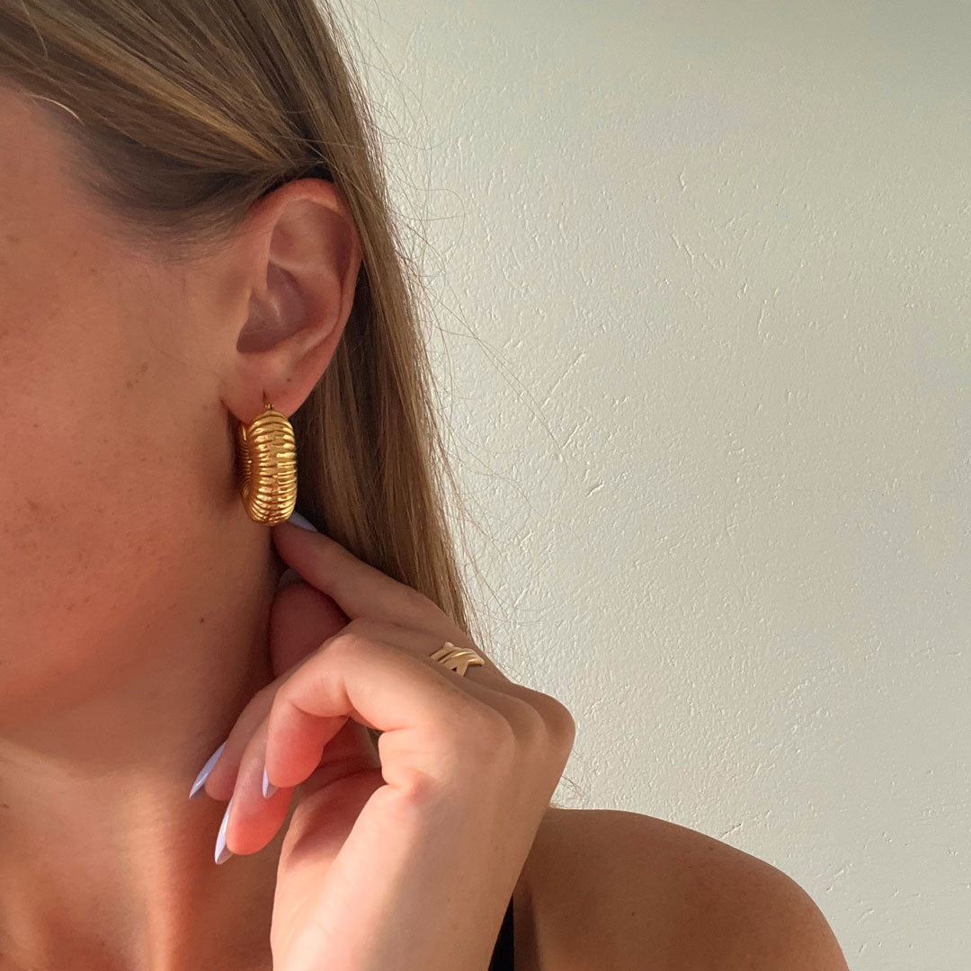 Ribbed Hoop Earrings