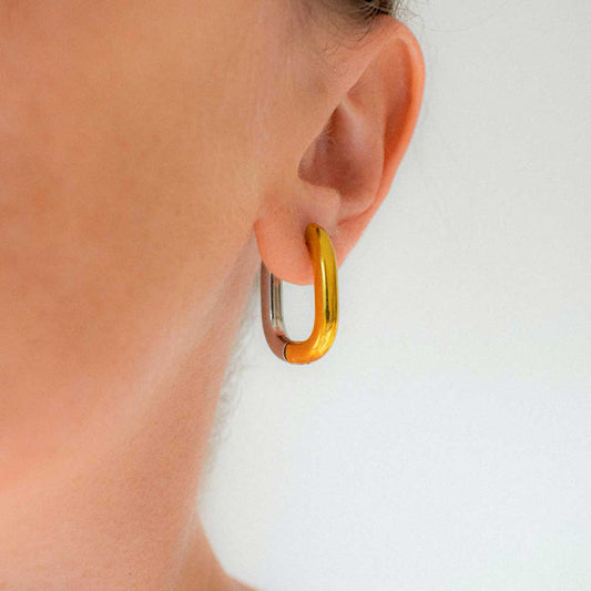 U-shaped Bicolor Hoops