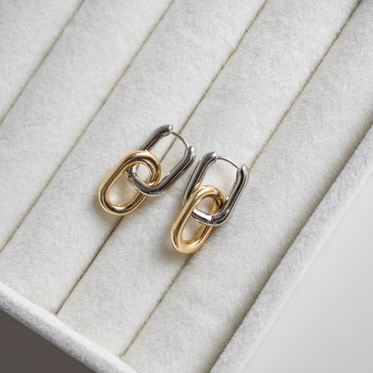 Geometric Pendant U-shaped Hoops