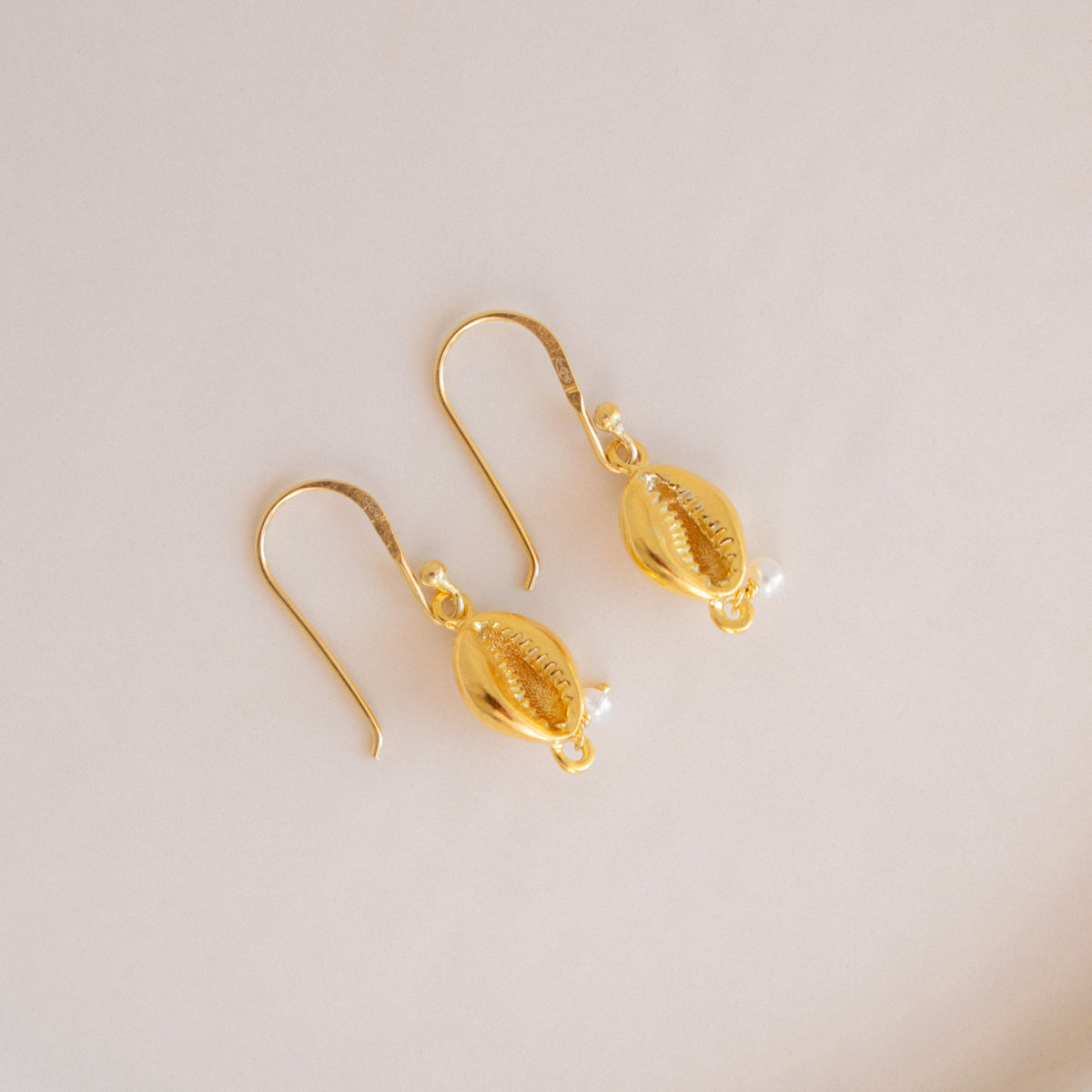 Seashell Pearl Earrings