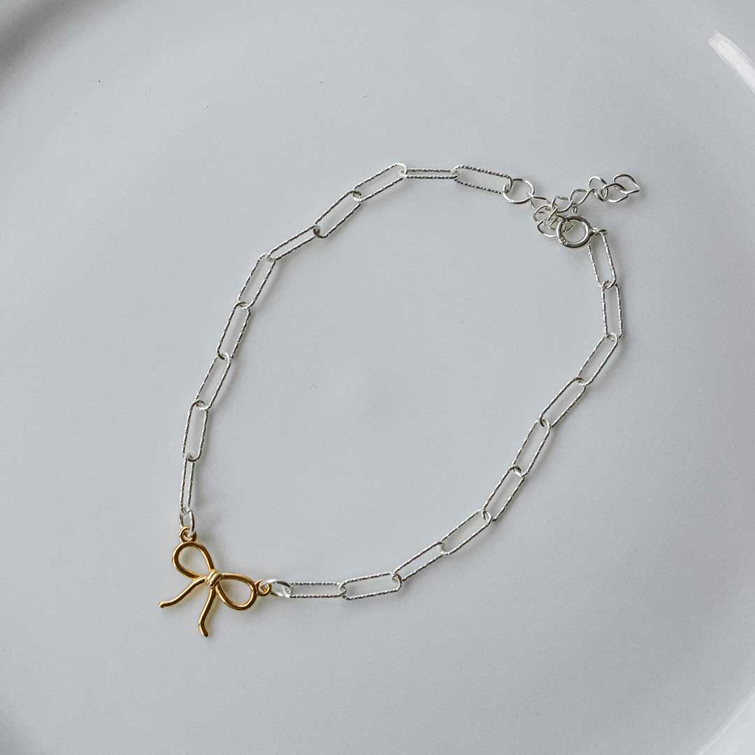 Bicolor Bow Bracelet