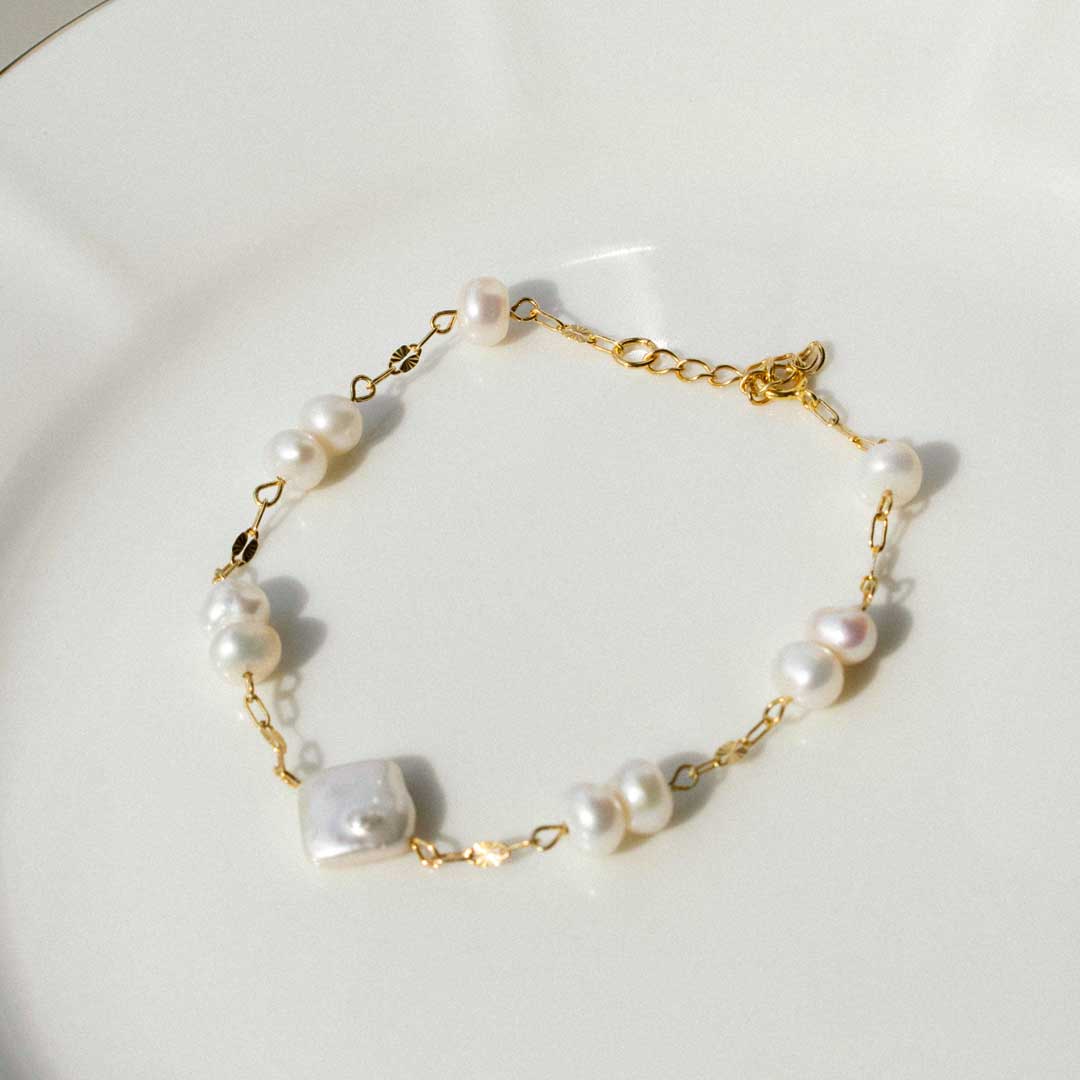 Pearl Rhombus Bracelet