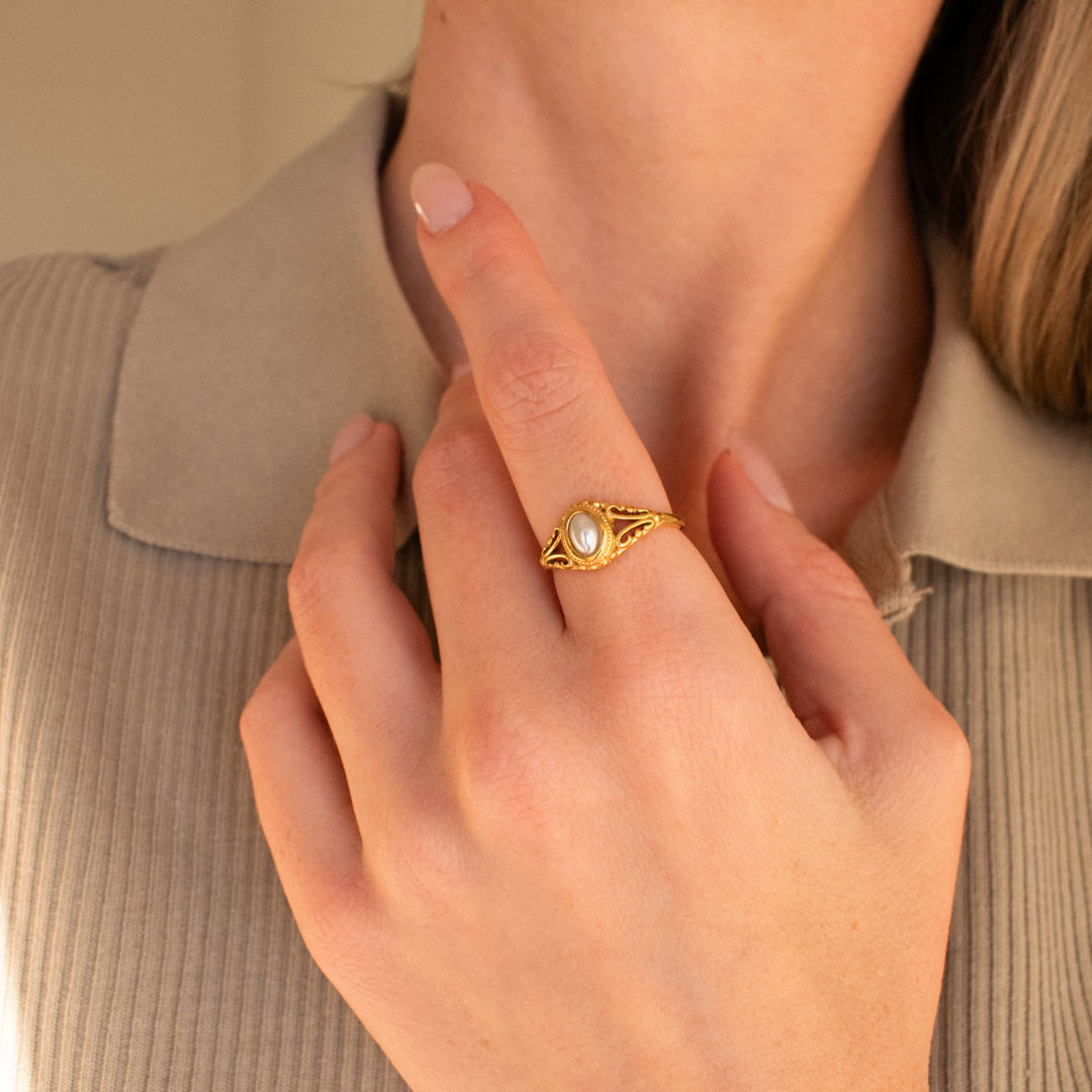 Vintage Pearl Ring