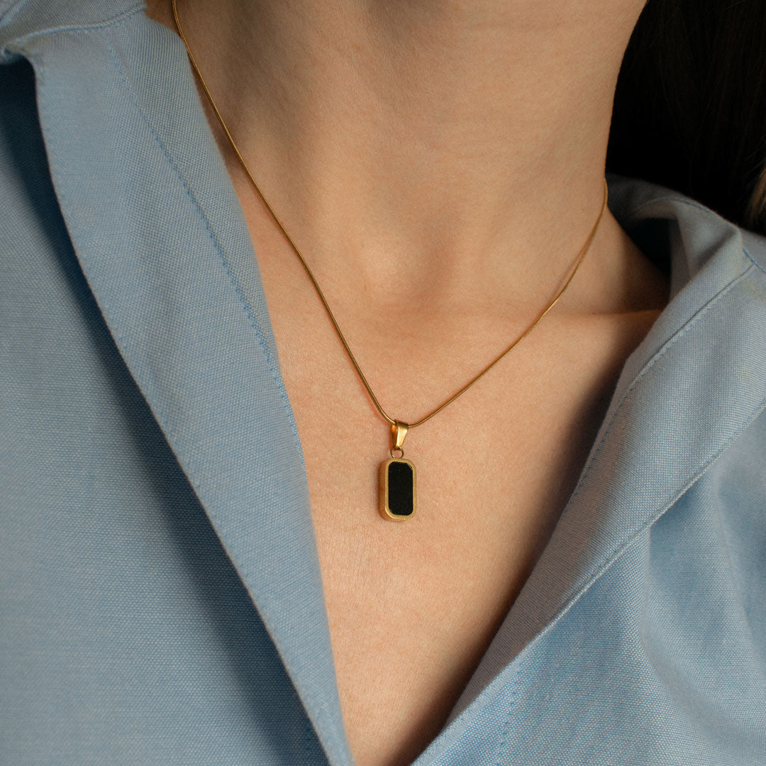Double-Sided Necklace - Black & White