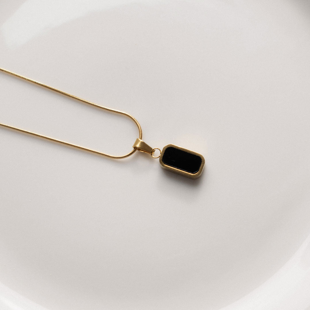 Double-Sided Necklace - Black & White