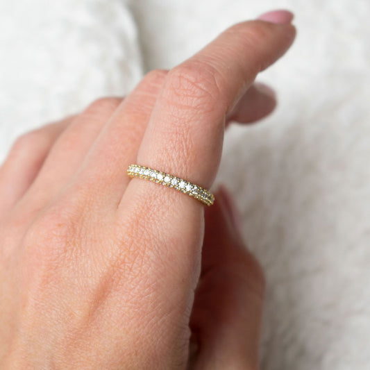 Minimal Sparkle Ring