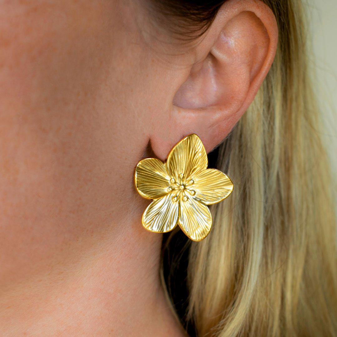 Chunky Flower Studs