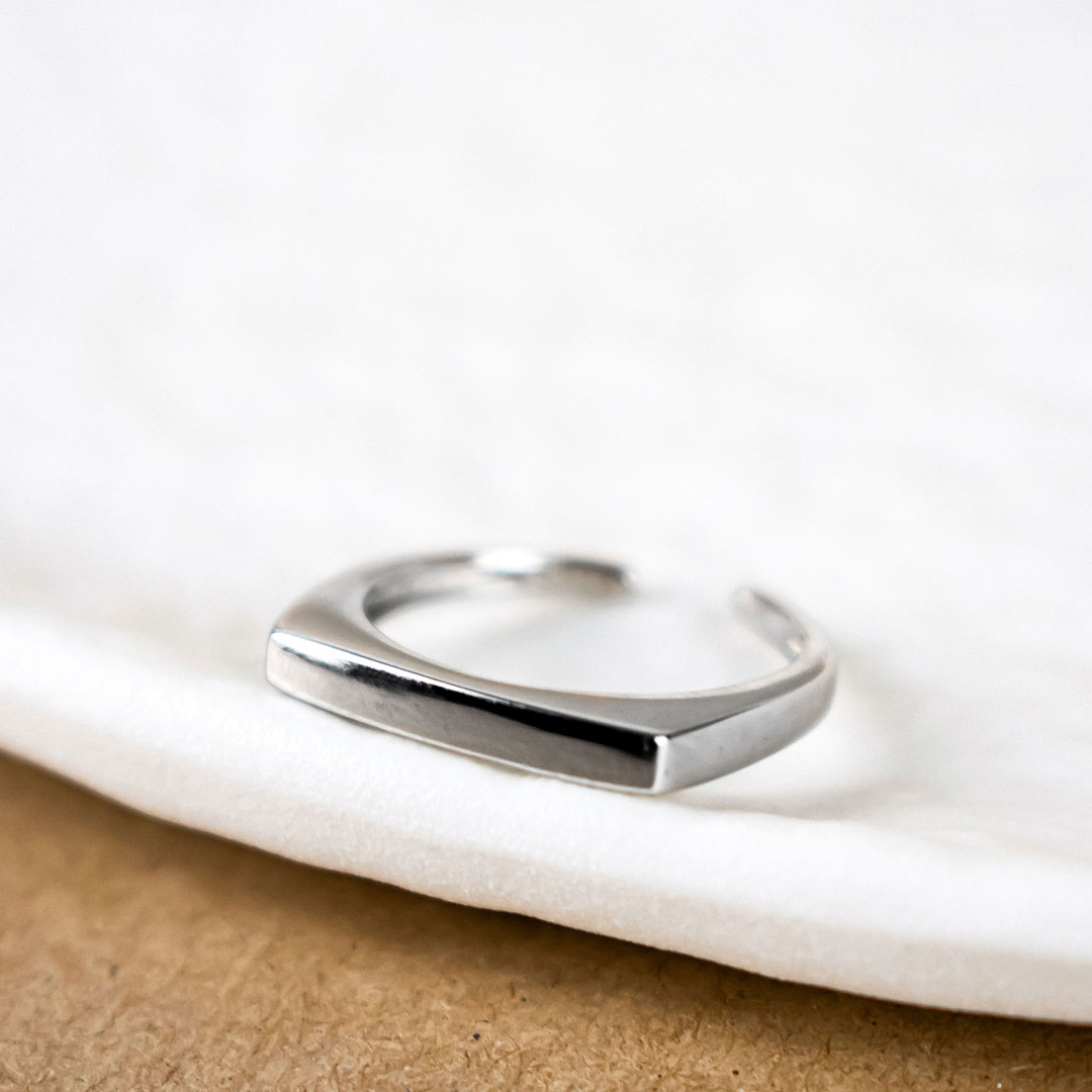 Geometric Edge Ring