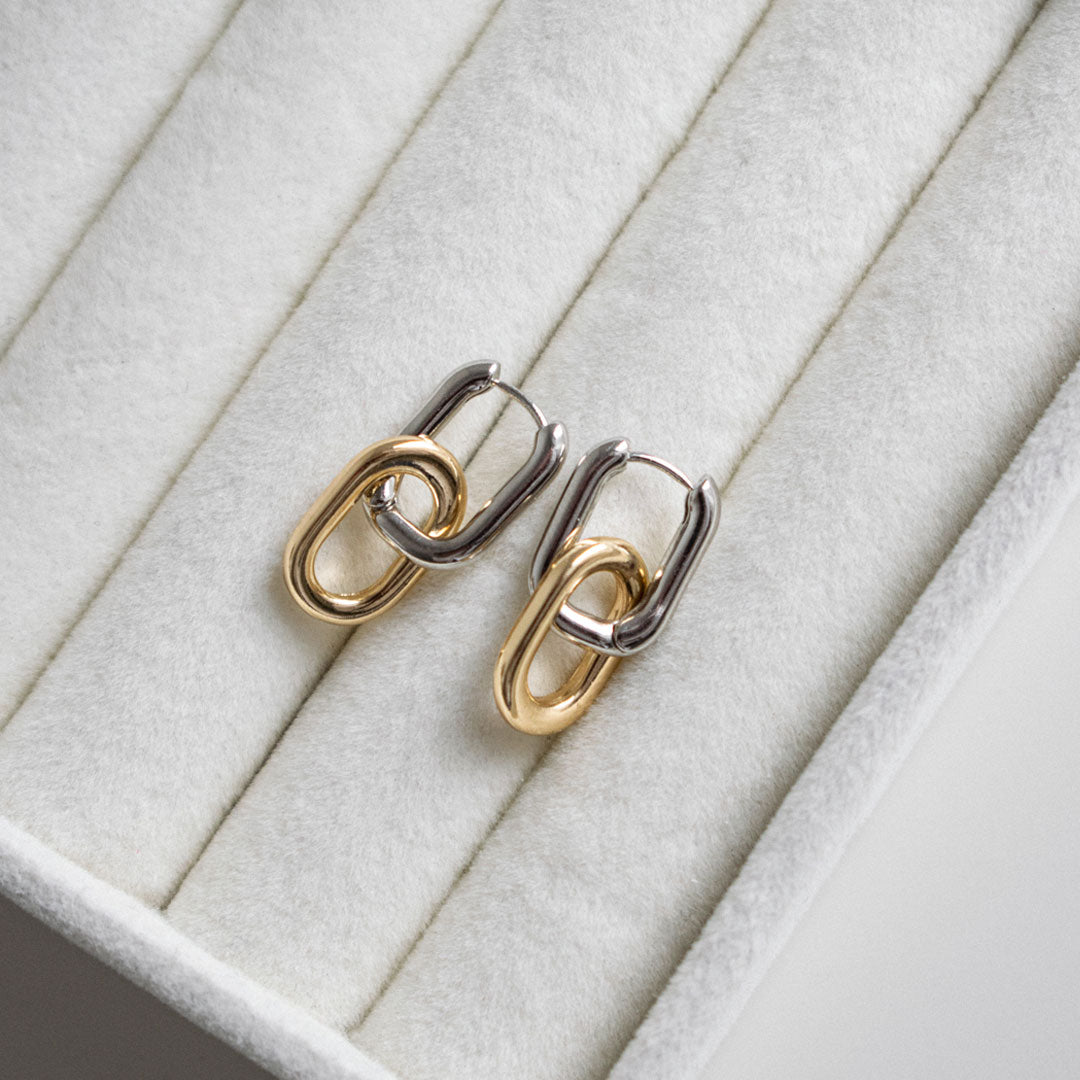Geometric Pendant U-shaped Hoops