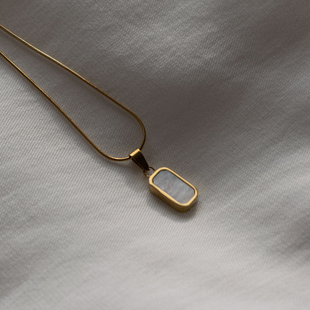 Double-Sided Necklace - Black & White
