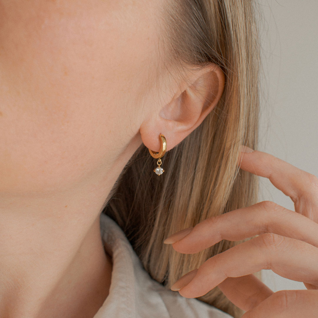 Gold-plated Crystal Drop Earrings