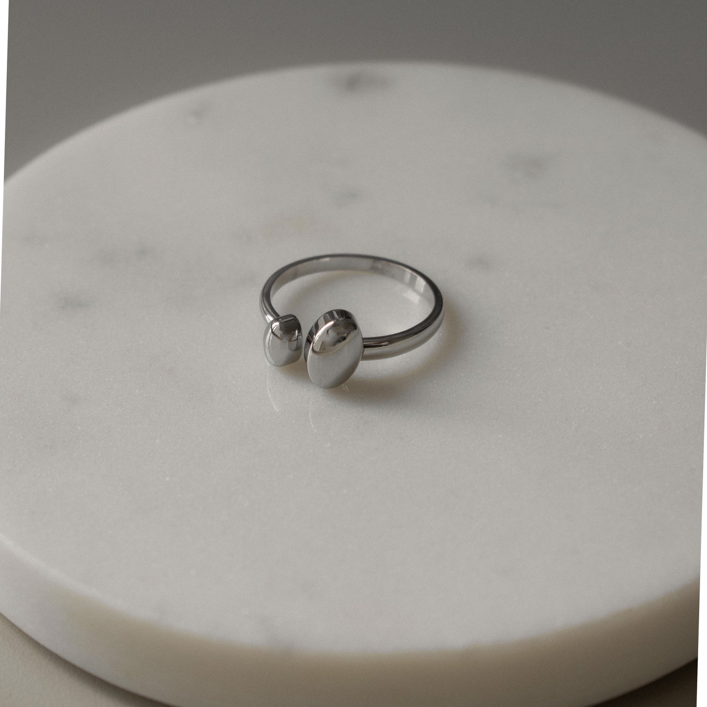 Abstract Ring