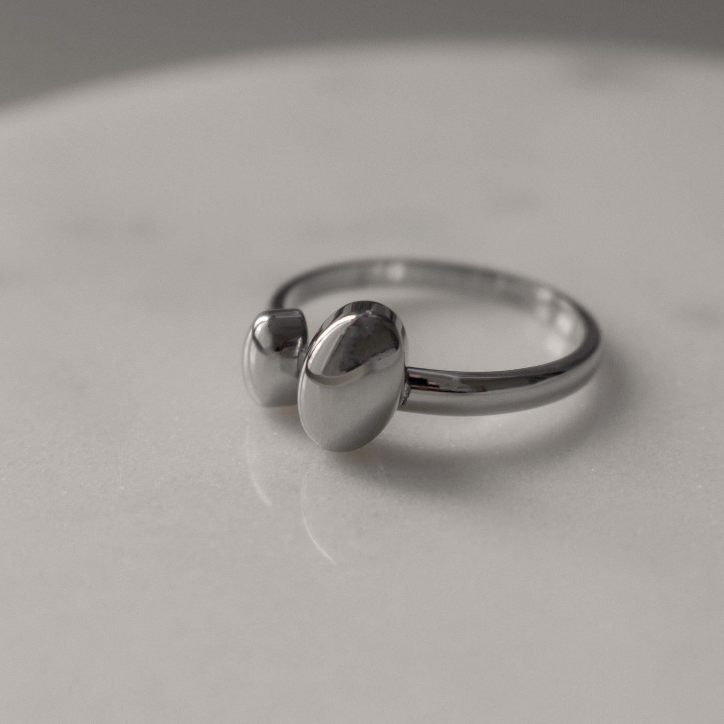 Abstract Ring