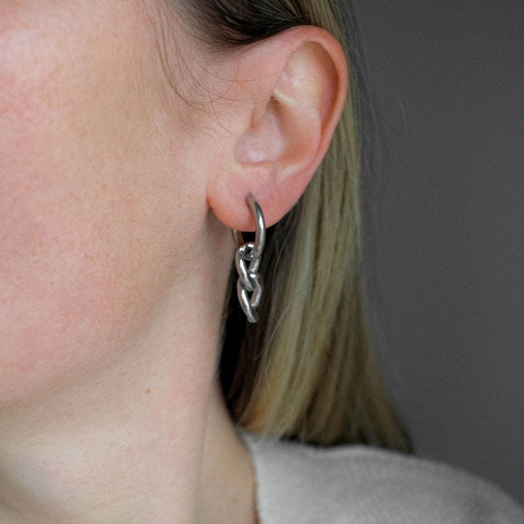 Chain Dangle Hoops