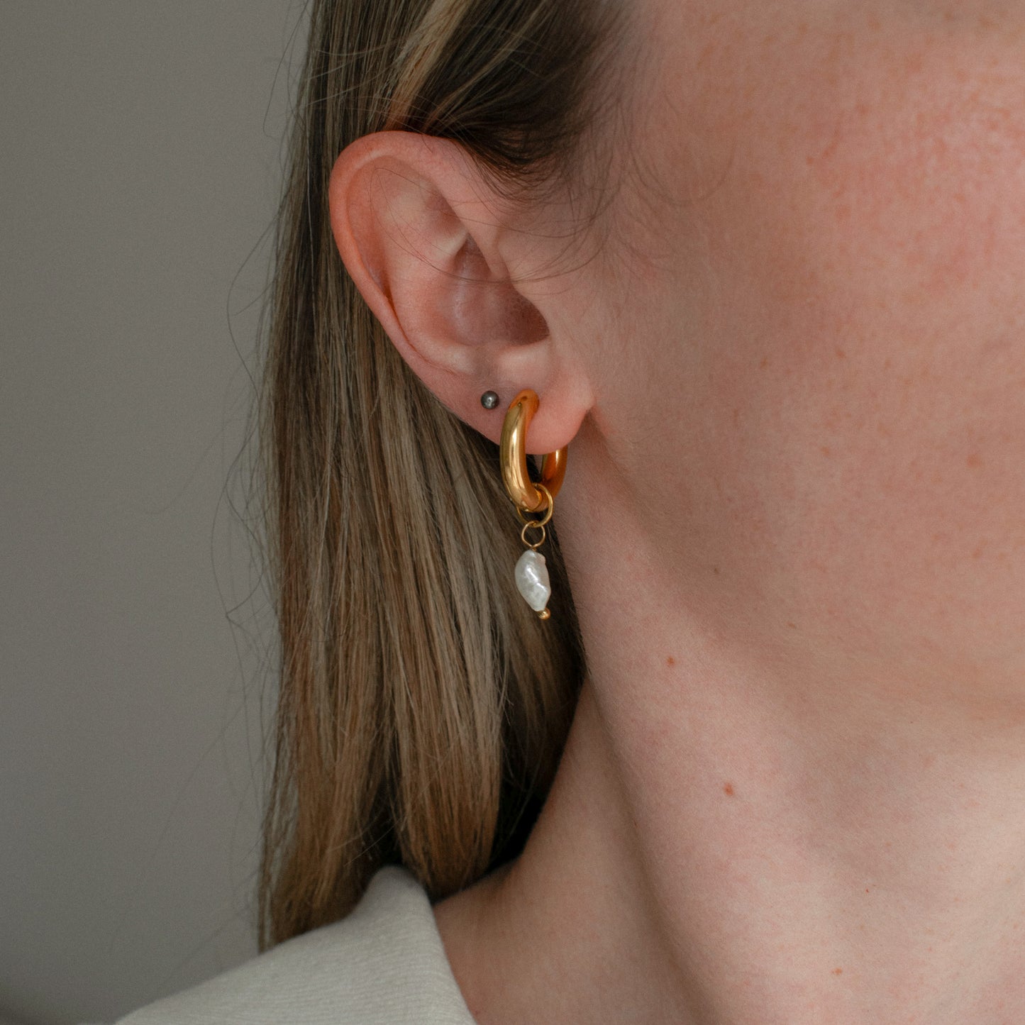 Asymmetric Pearl Hoops