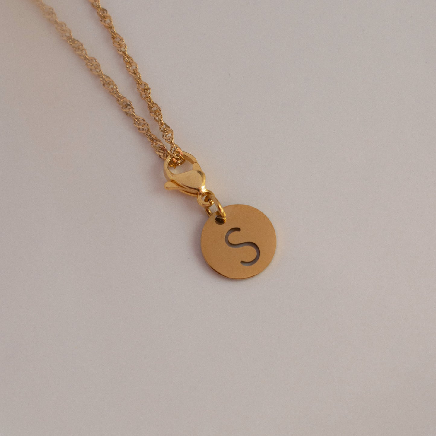 Initial Letter Chain