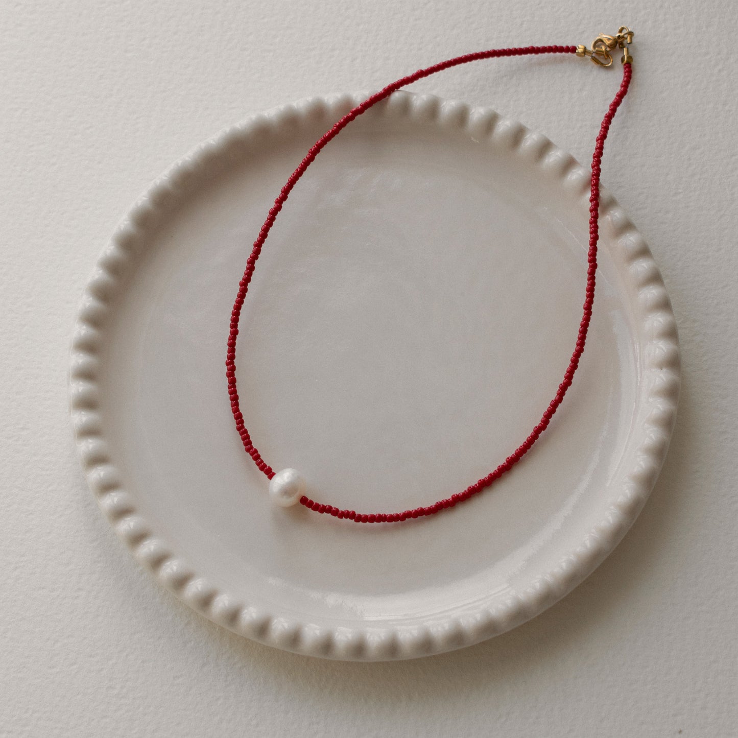 Red Beaded Pearl Necklace