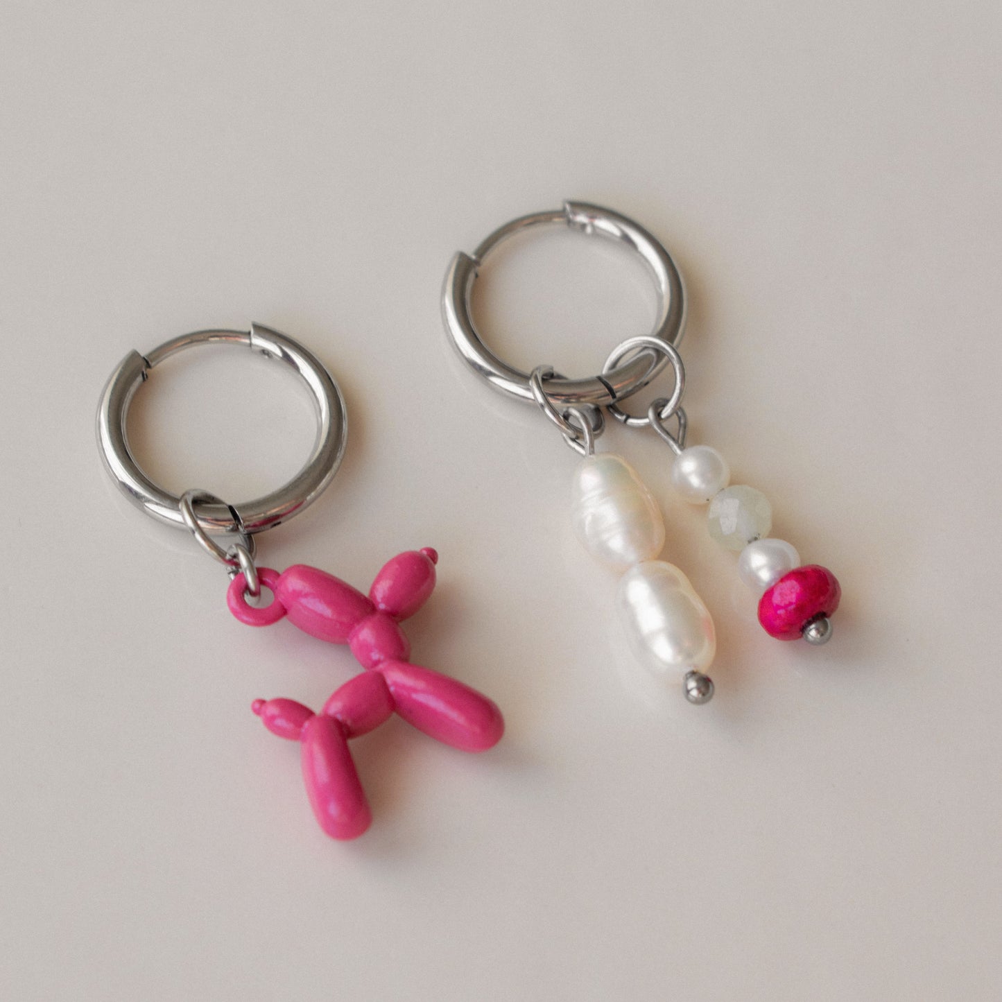 Villi - Pink Balloon Dog & Pearl Asymmetric Hoops