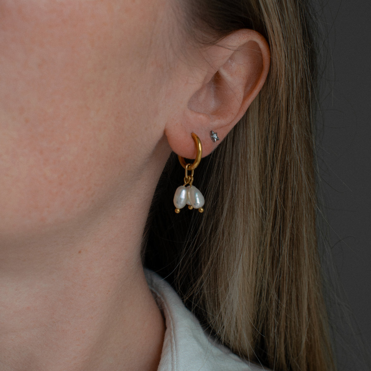 Aare - Golden Pepper & Pearls Hoops
