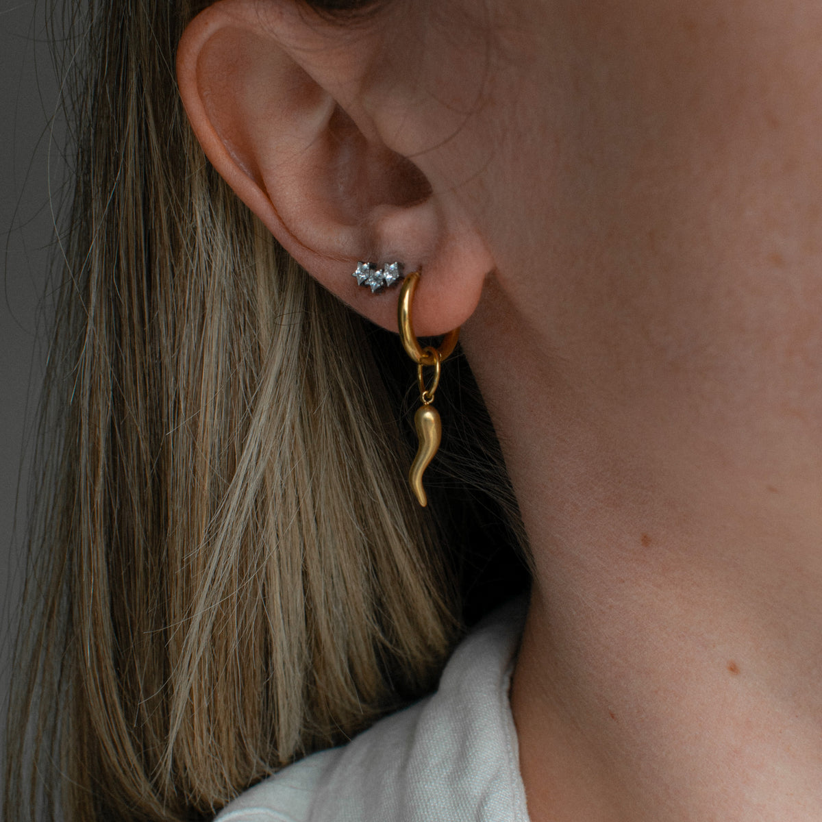 Aare - Golden Pepper & Pearls Hoops