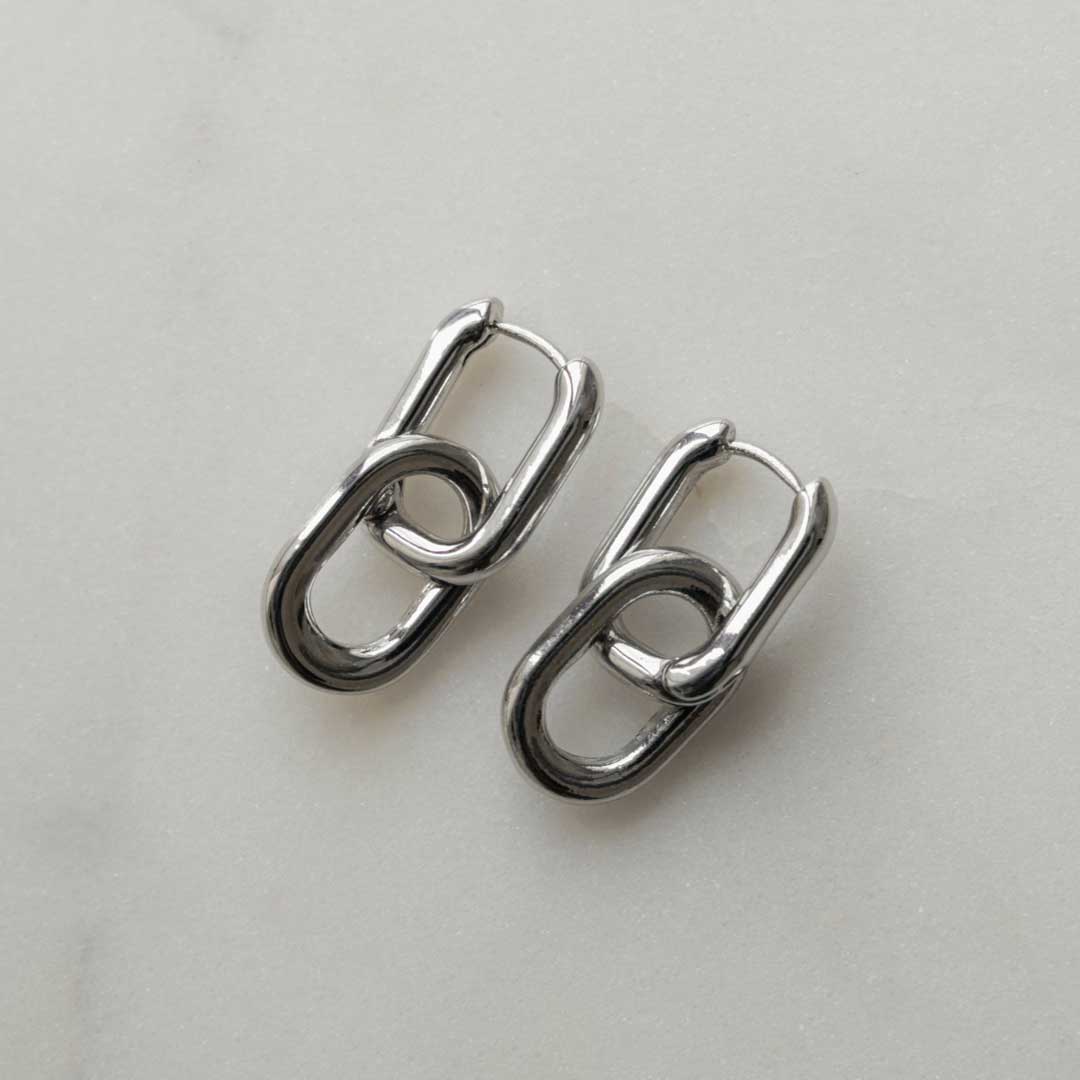 Geometric Pendant U-shaped Hoops