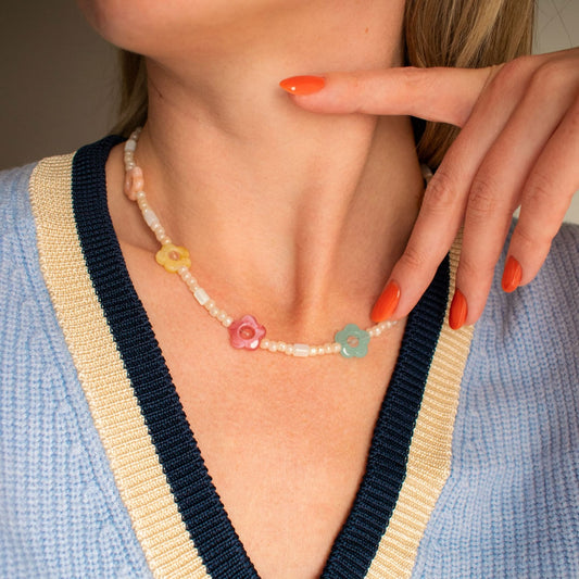 Daisy Flower Beaded Necklace | Made in Estonia 🇪🇪