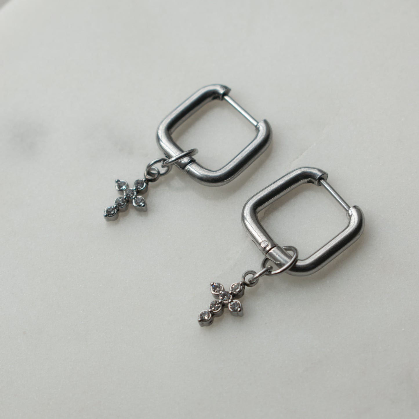 Cross Rectangular Hoops