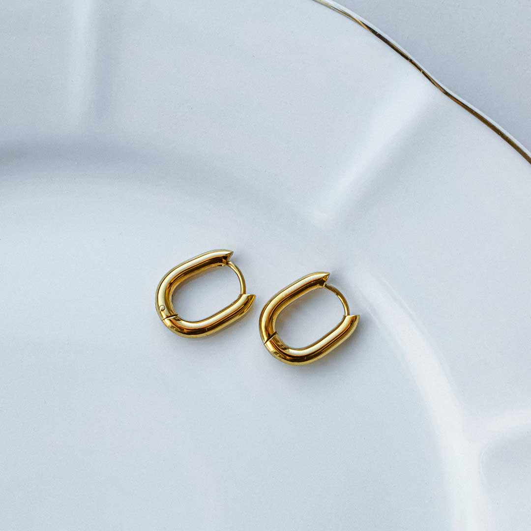 Small U-shaped Hoops