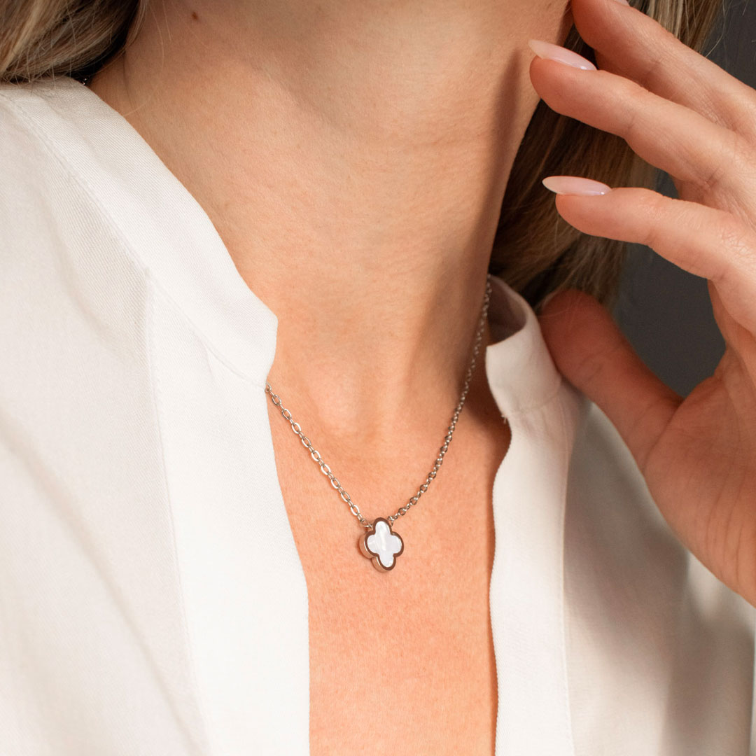 Clover Necklace
