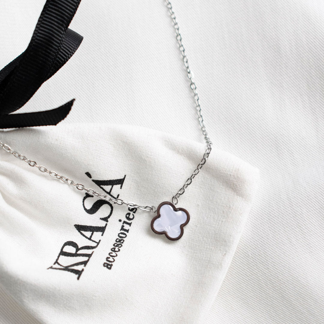 Clover Necklace