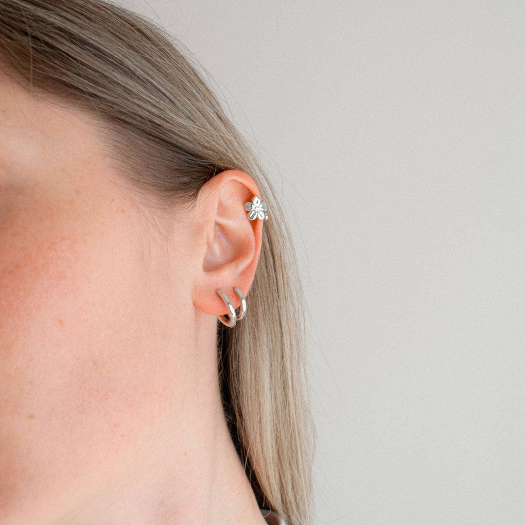 Daisy Ear Cuff