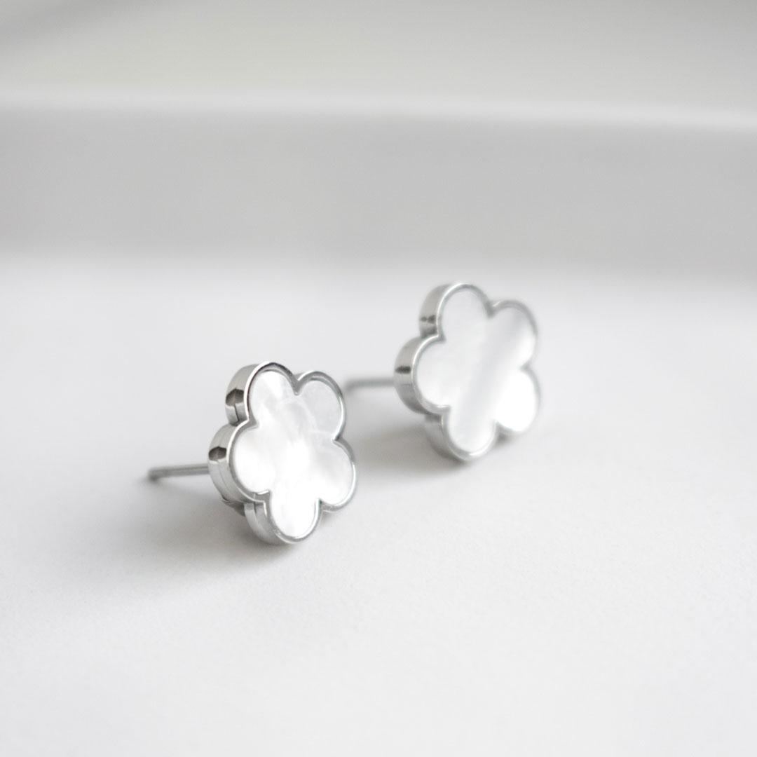 Clover Studs