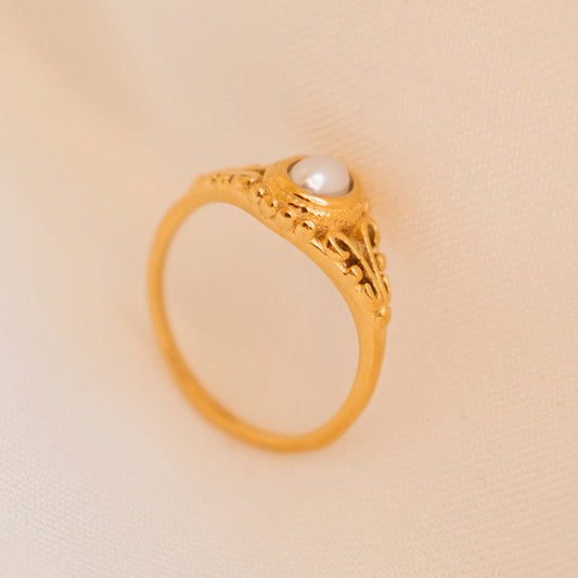 Vintage Pearl Ring