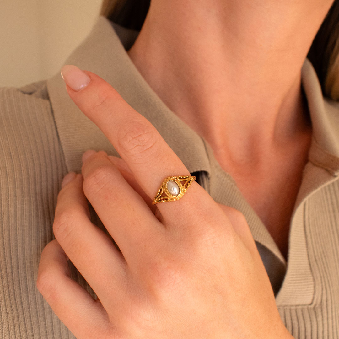 Vintage Pearl Ring